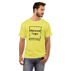 Nombre de la empresa y logotipo en camiseta amaril