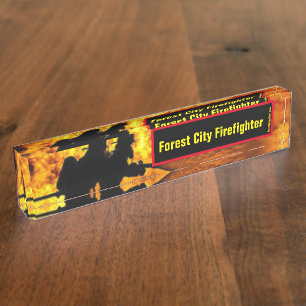 Nombre Forest City Firefighter llama placa de escritorio