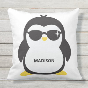 Nombre personalizado almohadas de tiro de pingüin