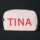 Nombre personalizado Bolsa cosmética Minimalista m<br><div class="desc">Esta moderna bolsa de cosméticos es un regalo elegante y atento para todo aquel que ame la organización. Personalízalo con un nombre, iniciales o un mensaje corto para crear algo realmente especial y único suyo. Con su diseño limpio y tamaño justo, es perfecto para llevar maquillaje, cuidado de la piel,...</div>