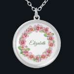 Nombre personalizado collar rosa y floral verde<br><div class="desc">Nombre Personalizado Necklace. Añade tu propio nombre. Puede cambiar el tipo de letra y el color del tipo de letra para convertirlo en el suyo. Un gran regalo para las damas de honor,  fiesta de bodas,  la hermana de la madre,  amigos.</div>