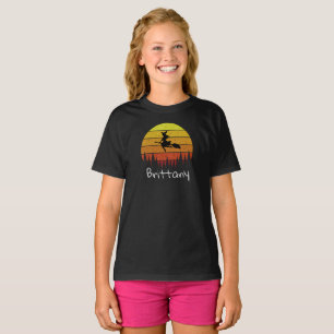 Nombre personalizado de bruja (oscuro) camiseta de