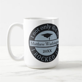 Nombre personalizado de graduación y tazas de año