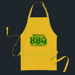 Nombre personalizado delantal de barbacoa para hom<br><div class="desc">Nombre personalizado del delantal BBQ para hombres. Colores verdes amarillos.  Mike's BBQ and grill. Nombre personalizable. Cute idea de regalo de barbacoa al aire libre para papá,  tío,  esposo,  abuelo,  hermano,  etc. Gran diseño para una barbie del Día de Australia.</div>
