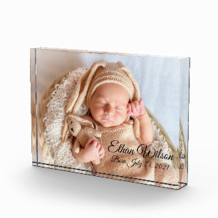 Nombre y fecha de nacimiento de la foto del bebé 