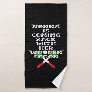 Nonna Vuelve Con Su Cuchara De Madera