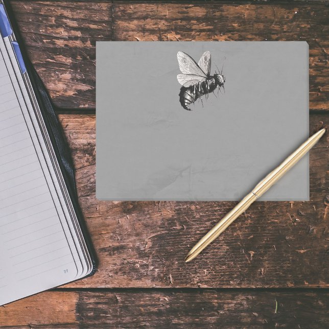 Notas Post-it® Asombroso insecto de las alas góticas de las abeja (Big scary bee in black and white with skull wings on grey  post it notes.)