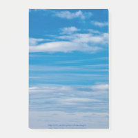 Cielo azul con ondas en la nube