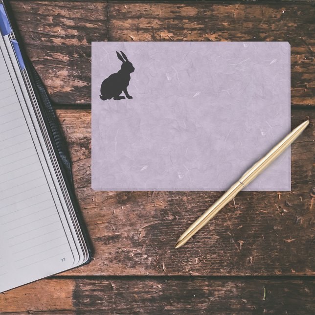 Notas Post-it® Conejo de Semana Santa de Conejo Negro (Black rabbit in silhouette on marbled pretty purple post it notes.)