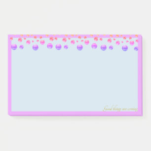 Notas Post-it® Confeti multicolor sobre azul claro