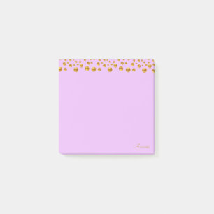 Notas Post-it® Confetti dorado y caligrafía sobre violeta