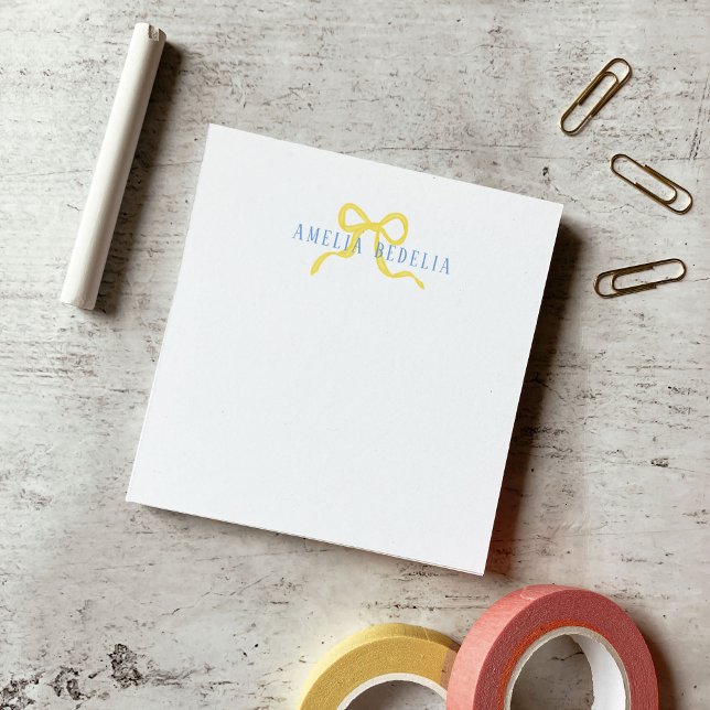 Notas Post-it® Dulce lazo amarillo azul personalizado (Sweet Yellow Bow Blue Personalized Post-it Notes)
