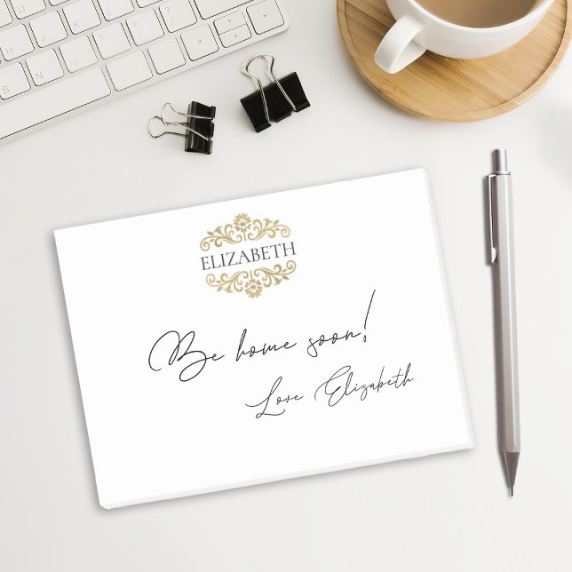 Notas Post-it® Elegante Chic Moderno Monograma Negro Oro (Elegant black and gold monogram Post it notes. Personalize them with your name.)