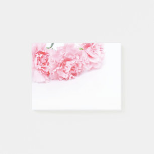 Notas Post-it® Flores de claveles rosas sobre fondo blanco