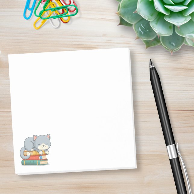 Notas Post-it® Gato feliz encima de una pila de libros (Subido por el creador)