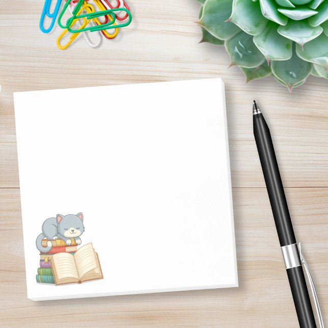 Notas Post-it® Gato lindo encima de una pila de libros (Subido por el creador)
