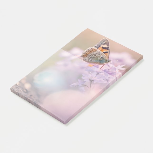 Notas Post-it® Jardín de mariposas Pastel (En perspectiva)