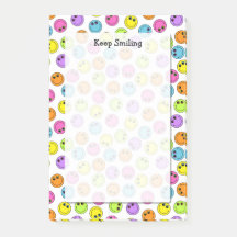 Los rostros coloridos de la Emoji siguen sonriendo