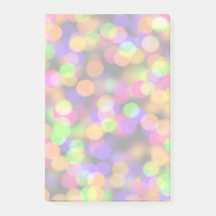 Notas Post-it® Luces brillantes y resplandecientes fondo bokeh