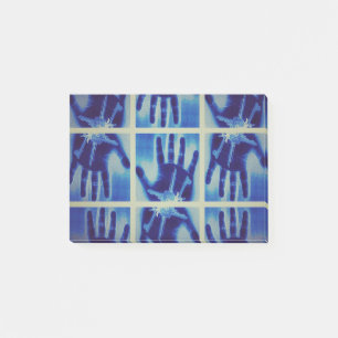 Notas Post-it® mano azul espeluznante