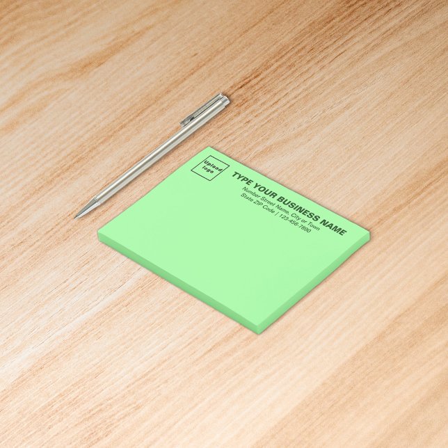 Notas Post-it® Marca comercial sobre el rectángulo verde claro (Build brand name awareness. Your business brand on light green rectangle post it note.)