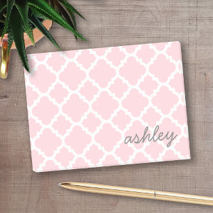 Notas Post-it® Modelo rosado de Quatrefoil con nombre