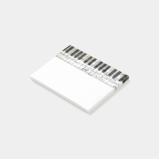 Notas Post-it® música de piano en blanco y negro