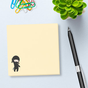 Notas Post-it® Ninja feliz minúsculo en amarillo