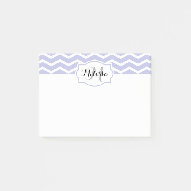 Notas Post-it® Nombre del protector blanco periwinkle monogramado (Anverso)