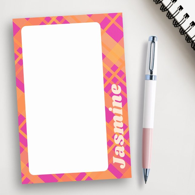 Notas Post-it® nombre personalizado del patrón de plaid magenta d (Orange magenta plaid pattern custom name post-it notes)