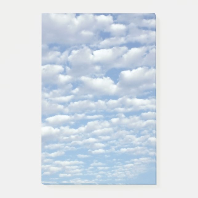 Notas Post-it® Nubes esponjosas sobre el hermoso cielo azul (Anverso)