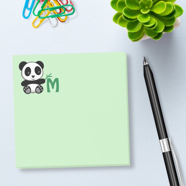 Notas Post-it® Pequeño Panda lindo con monograma de palo de bambú (Subido por el creador)