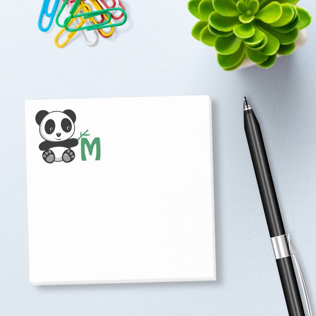 Notas Post-it® Pequeño Panda lindo con monograma de palo de bambú (Subido por el creador)