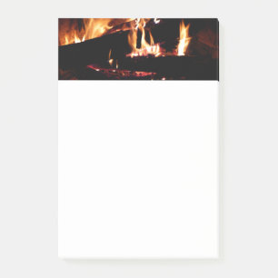 Notas Post-it® Registros en la fotografía de fuego cálido de la c