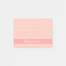 Rosa y blanco de la presentadora de la boda