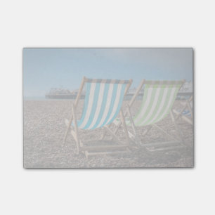 Notas Post-it® Sillas de cubierta que miran el mar