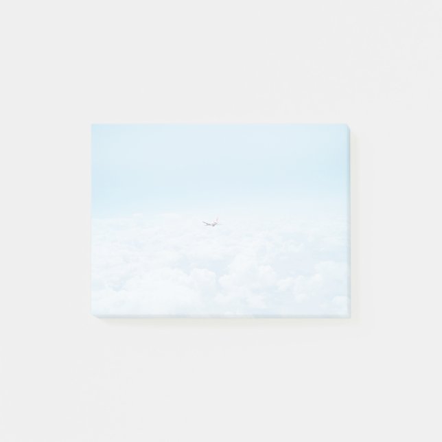 Notas Post-it® Temático plano, un aeroplano vuela en cielos (Anverso)
