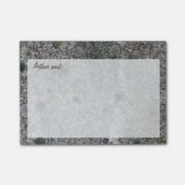 Notas Post-it® Textura gris del granito de la roca con el texto