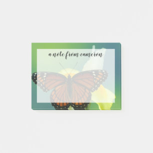Notas Post-it® Una mariposa virrey en un lirio japonés amarillo