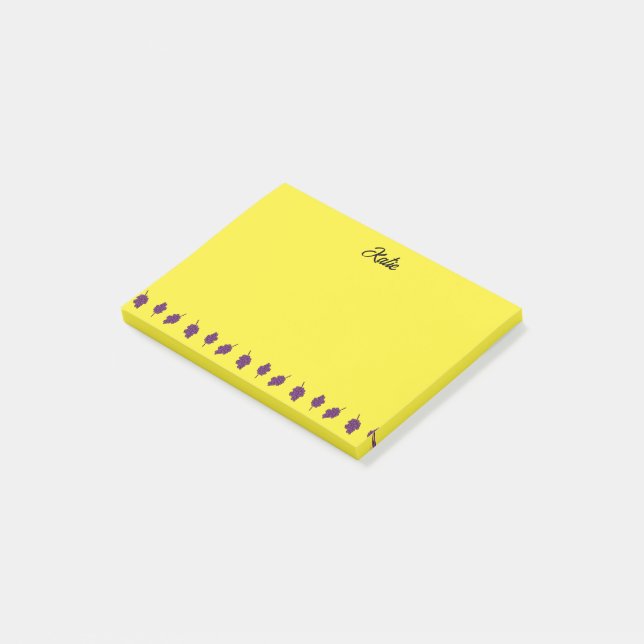 Notas Post-it® Uvas moradas personalizadas amarillas (En perspectiva)