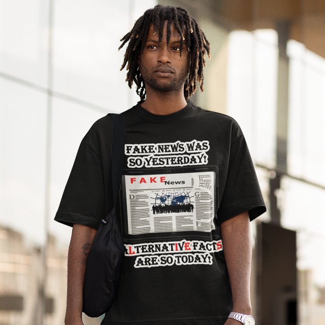 Noticias falsas y datos alternativos son camiseta  (Fake News & Alternative Facts Am Apparel T-Shirt)
