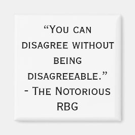 Notorio RBG discrepa con el imán de citas