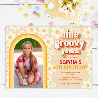 Nove Groovy Years Novena Invitación de foto de cum