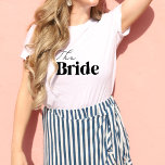 Novia moderna Retro Bachelorette Party Camisa Blan<br><div class="desc">Una clásica y moderna camisa retro de soltera minimalista perfecta para la novia. Conéctalo con nuestra camisa de soltero de Groom para el evento perfecto.</div>