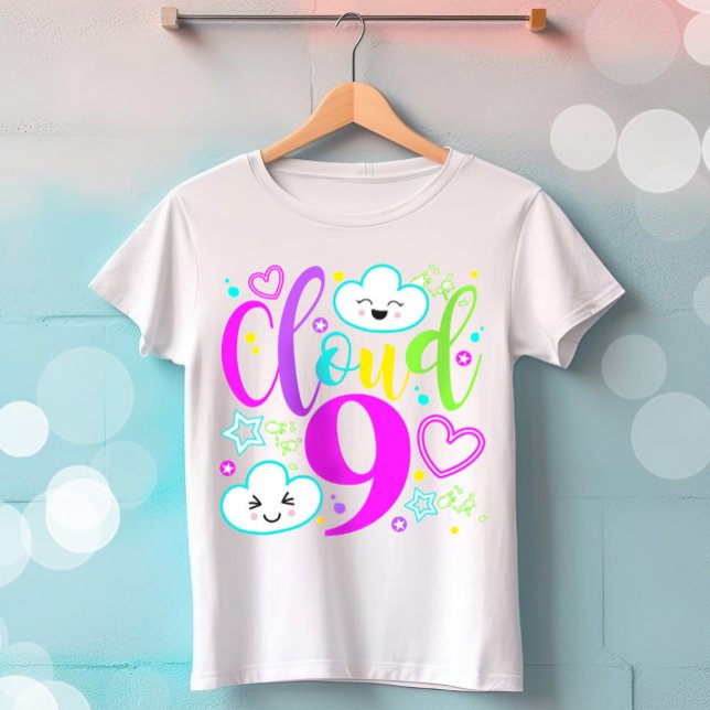 Nube 9 camisetas Neon Rainbow Clouds T-Shirt (Cloud 9 Birthday T-shirt)