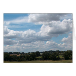 Nubes en el cielo azul