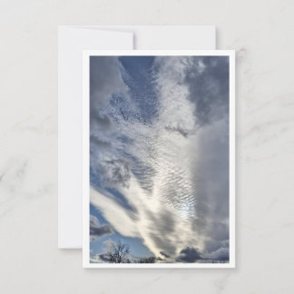 Nubes en el cielo de enero - Tarjeta de nota de la