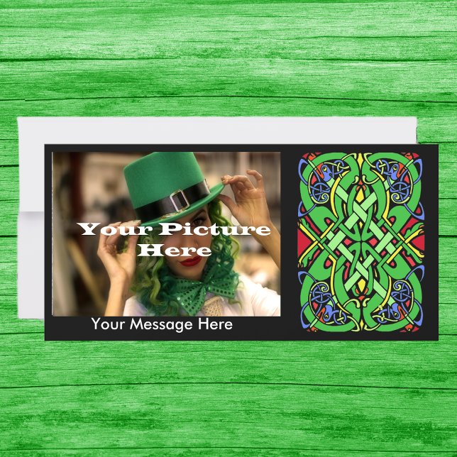 Nudo celta de serpiente colorida (Black photo greeting card with ornate Irish Celtic knot design.  Customize text and your own photo.)