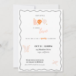 Nuestra invitación de cumpleaños de un niño pequeñ