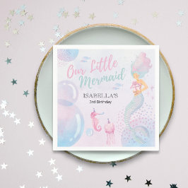 Nuestra pequeña servilleta de papel de cumpleaños